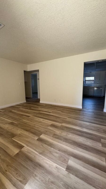 Building Photo - 616 N Pasadena Ave