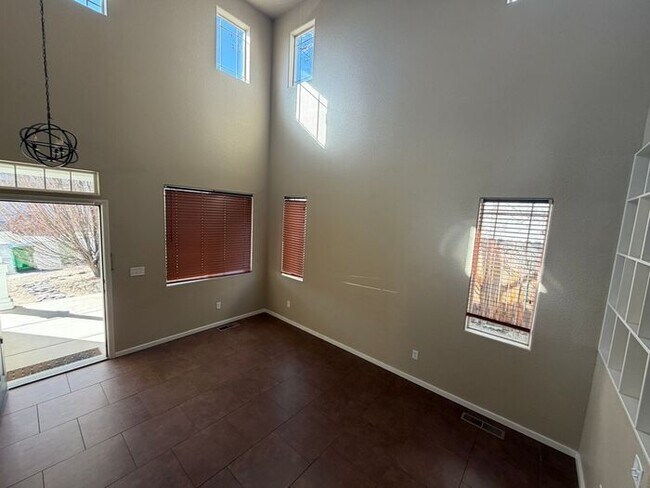 Building Photo - 2340 Sapphire Ridge Way