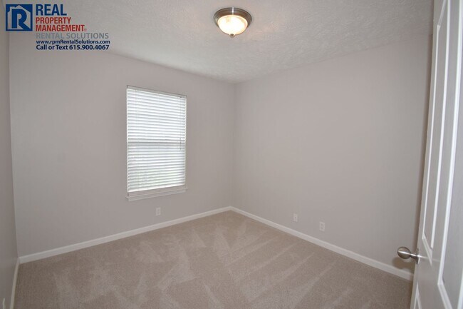 Building Photo - Beautiful 3BR+Bonus/4th Bedroom, triple Blackman schools! Screened in porch and fenced in backyard!