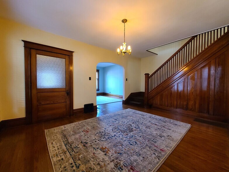 Building Photo - 1314 Niles Ave