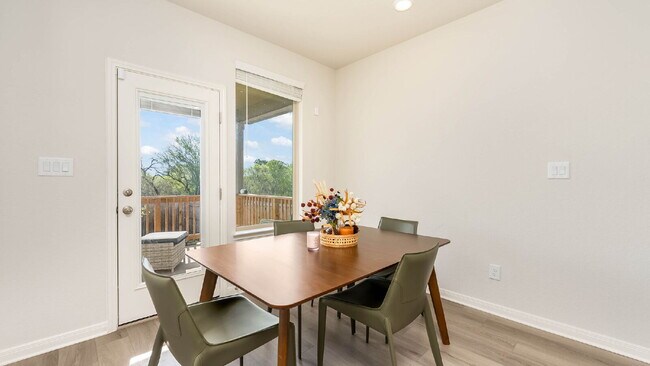 Building Photo - 1318 Arcadian Rose