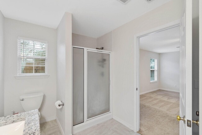 Building Photo - 911 Lauderhill Ln