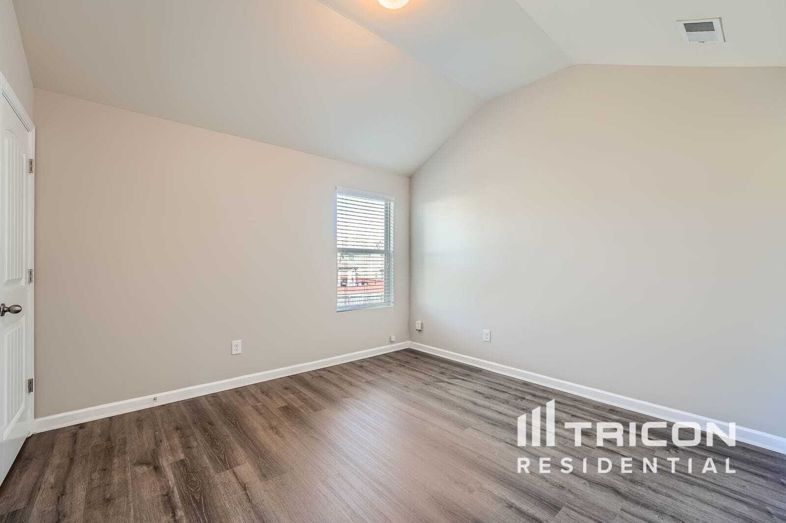 Building Photo - 5123 Rapahoe Trail