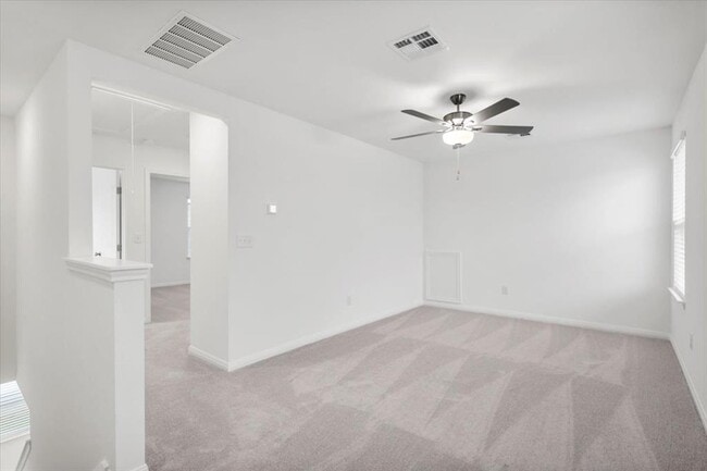 Building Photo - 13916 Ausarina Trce