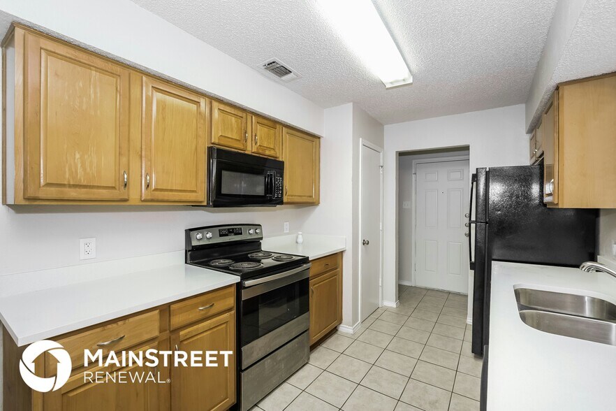 Building Photo - 1072 Westcliff Ave