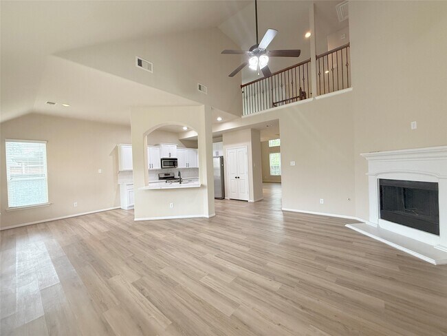 Building Photo - 34 Hearthwick Rd