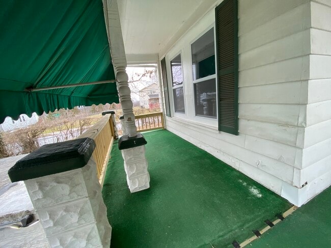 Building Photo - 3344 Spokane Ave