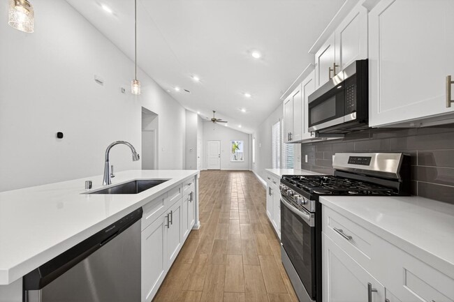 Building Photo - 21703 Cypress Trellis Dr