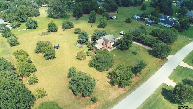 Building Photo - 18751 Ridgeline Rd