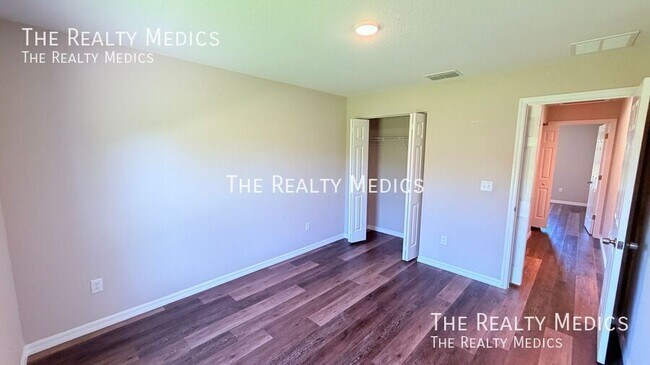 Building Photo - 15629 SW 46th Ave Rd