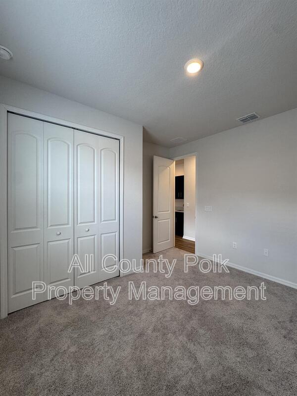 Building Photo - 851 Folklore Ln