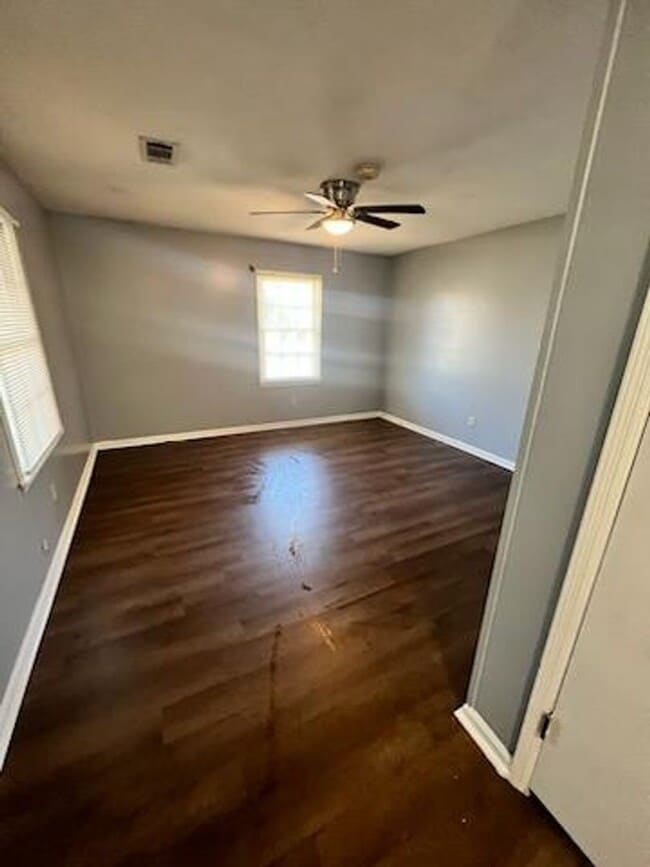 Building Photo - 3 Bedrooms 3 Baths - Convenient to Ft Benning