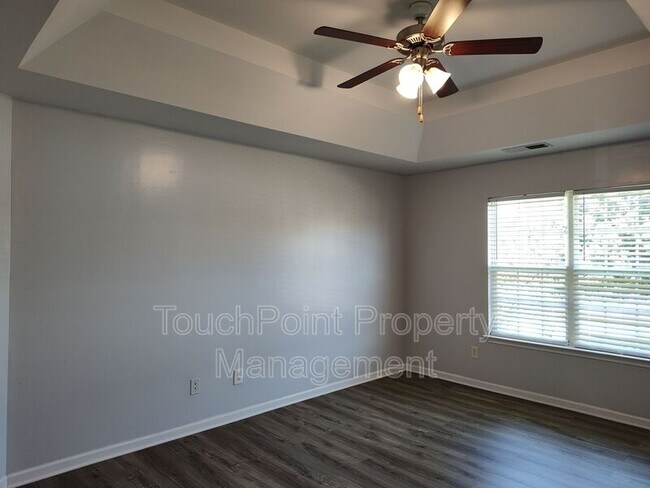 Building Photo - 3627 Pauline Ln