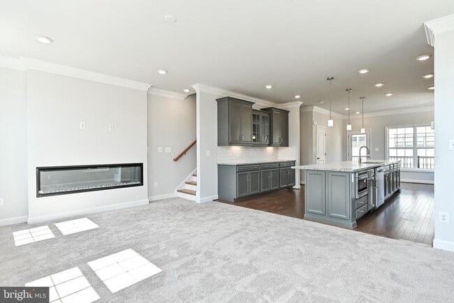 Building Photo - 12569 Todd Ln