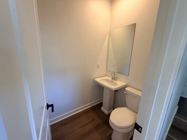 Building Photo - 470 Caliper Wy