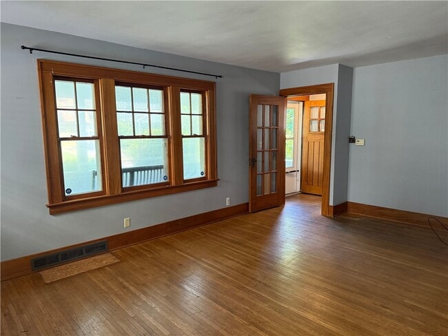Building Photo - 23 Highland Ave