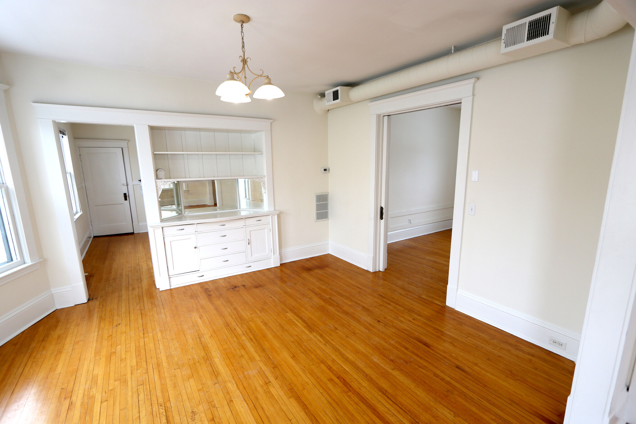 Dining room. - 2934 Oakland Avenue