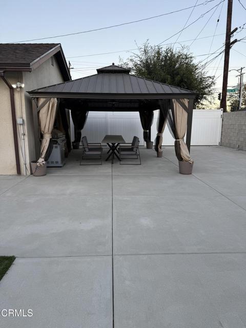 Building Photo - 1075 Chevron Ct