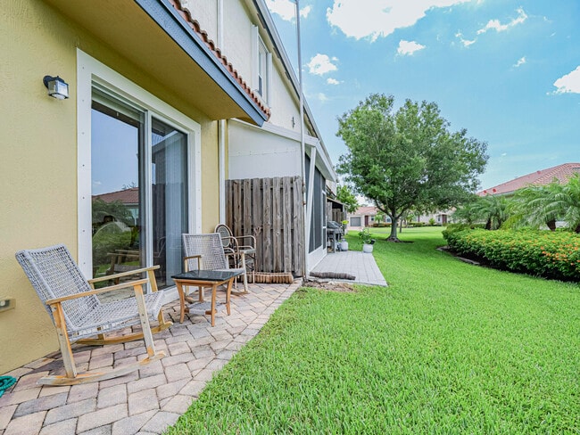 Building Photo - 259 Provence Pl