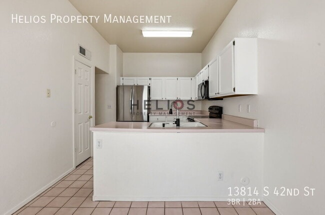 Building Photo - 13814 S 42nd St