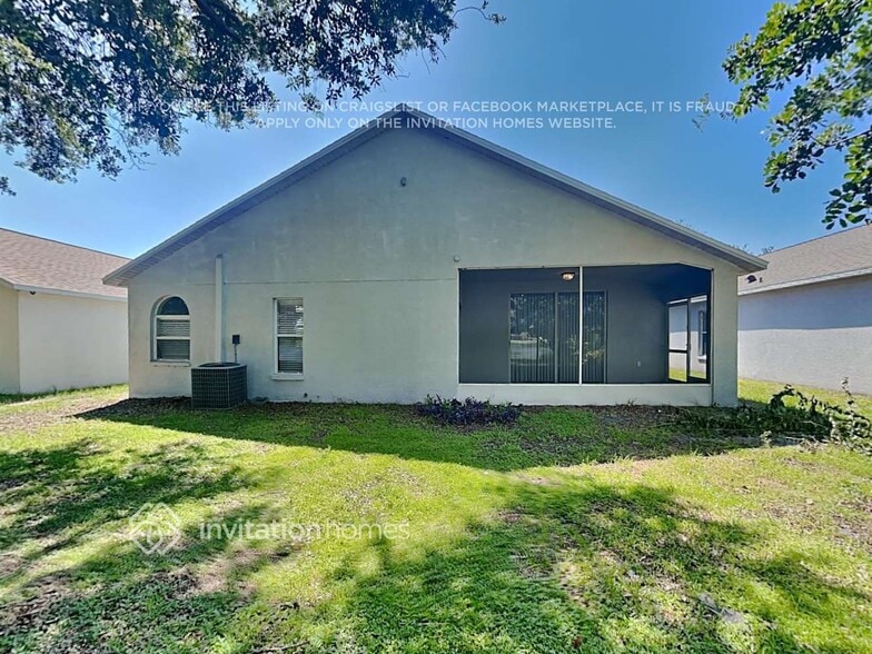 Building Photo - 12513 Lake Vista Dr