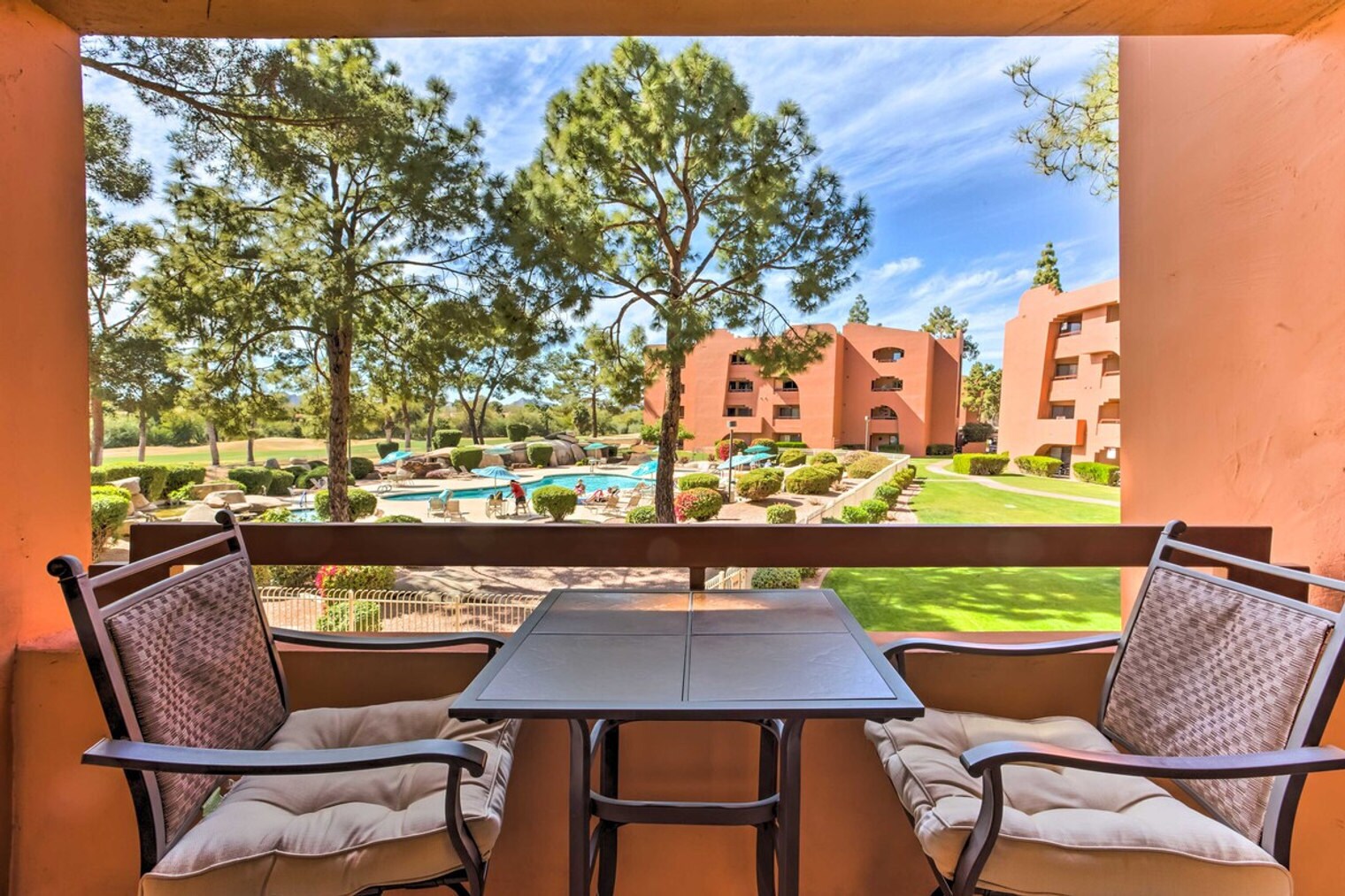 Building Photo - 12212 N Paradise Vlg Pkwy S