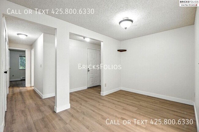 Building Photo - 820 Cady Rd