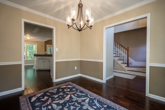 Building Photo - 119 Spring Lake Dr