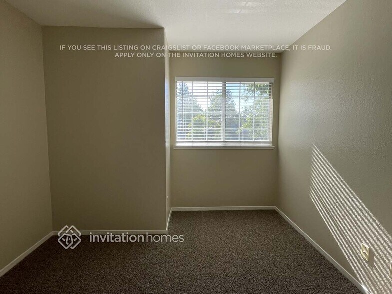 Building Photo - 8451 Buford Ct