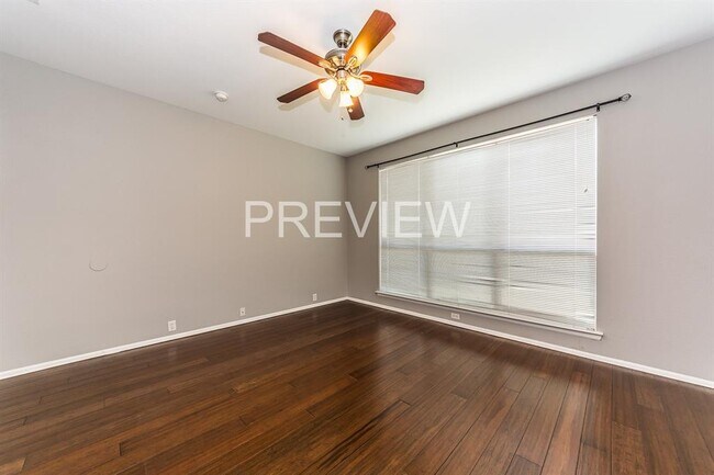 Building Photo - 2504 Prospect Hill Dr