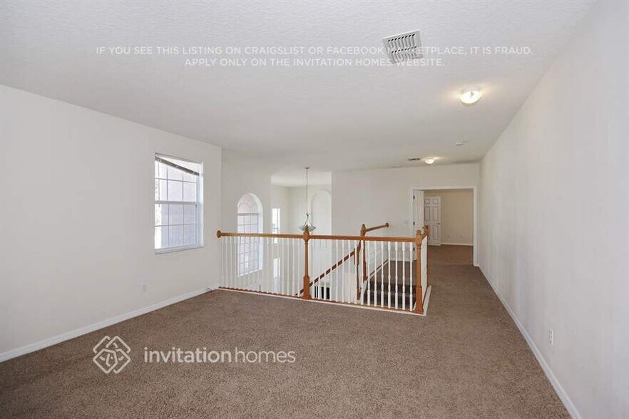 Building Photo - 2424 Laurel Blossom Cir