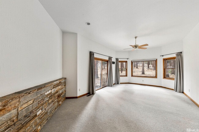Building Photo - 145 Twinberry Cir