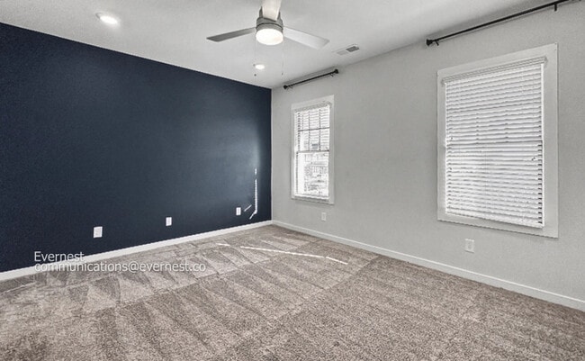 Building Photo - Charming 3BR/3BA Hoover Home with Fenced-In Yard & Modern LVP Flooring