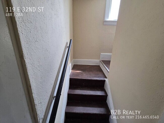 Building Photo - 119 E 32nd St