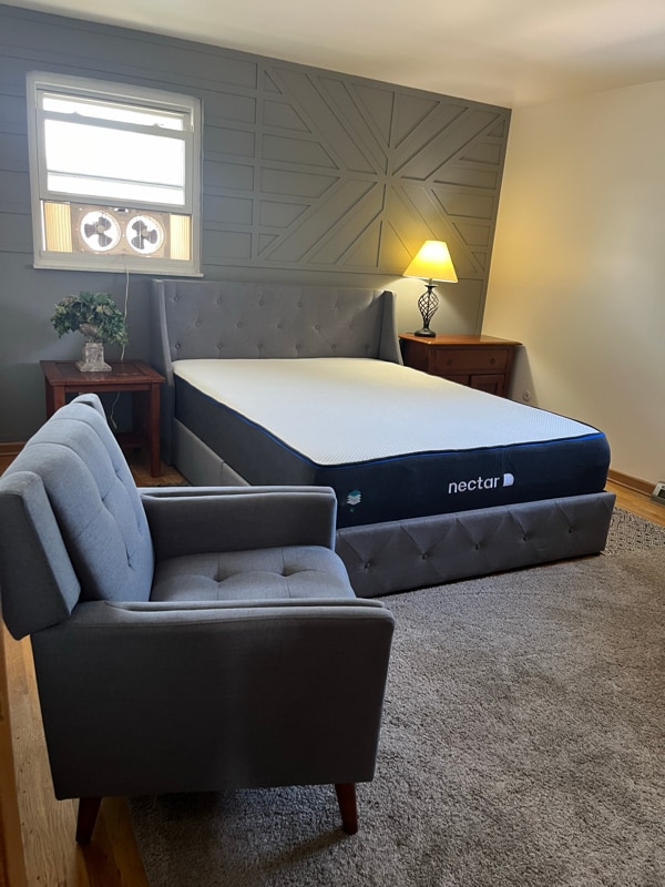 Building Photo - 4755 Esterbrook Rd