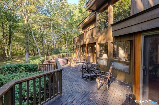 Building Photo - 278 Woodchuck Ln
