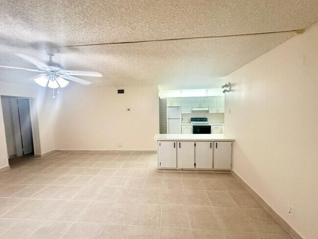 Building Photo - 5773 La Pinata Blvd