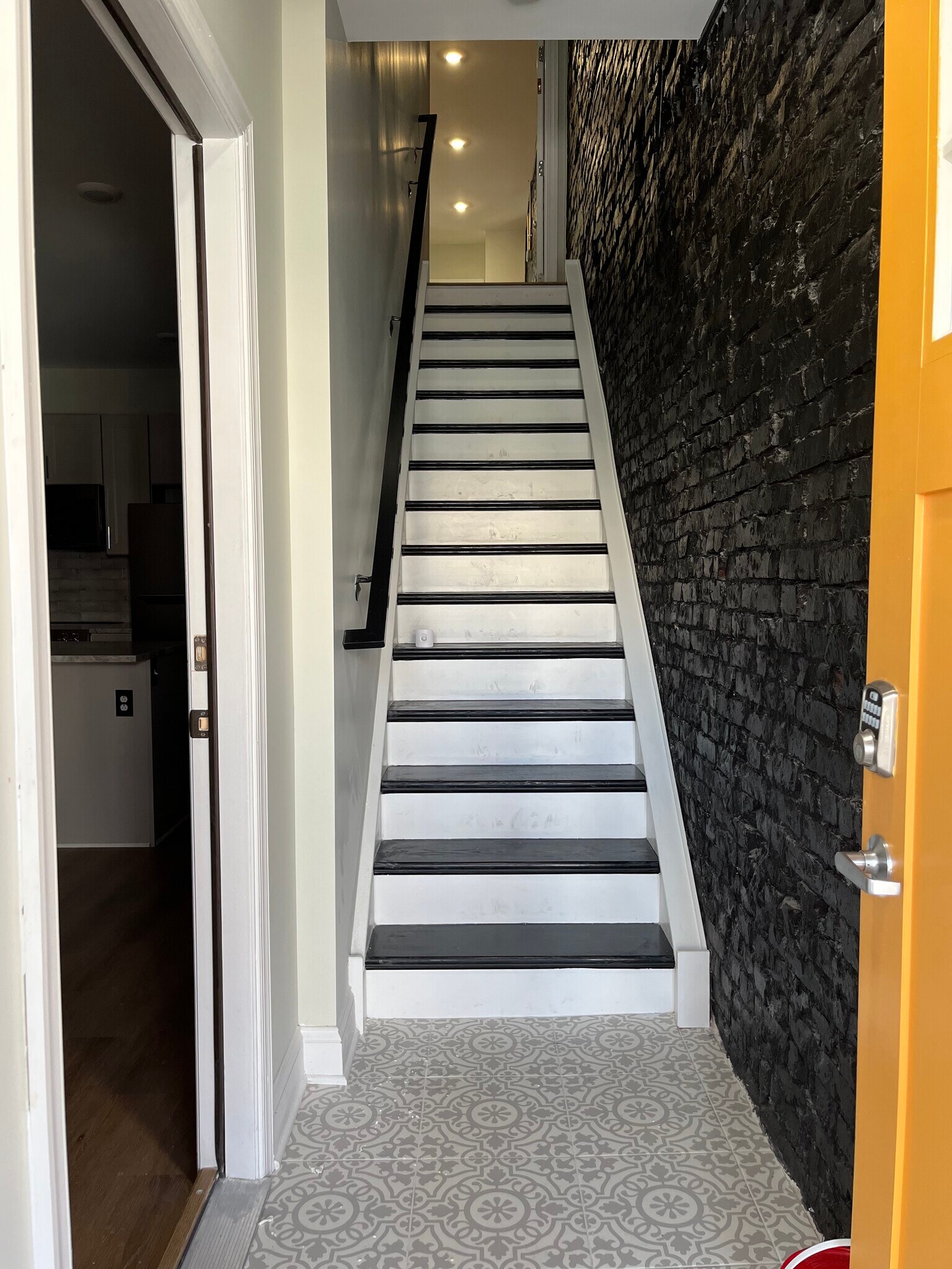 Entrance - 6034 Walton Ave