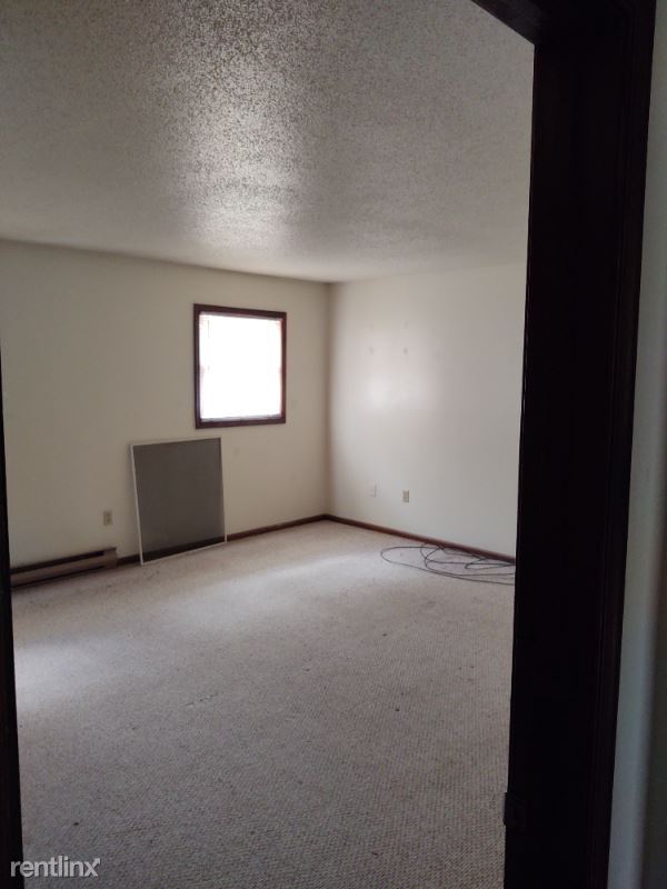 Building Photo - 2 br, 1.5 bath Townhome - 3434 Key Court