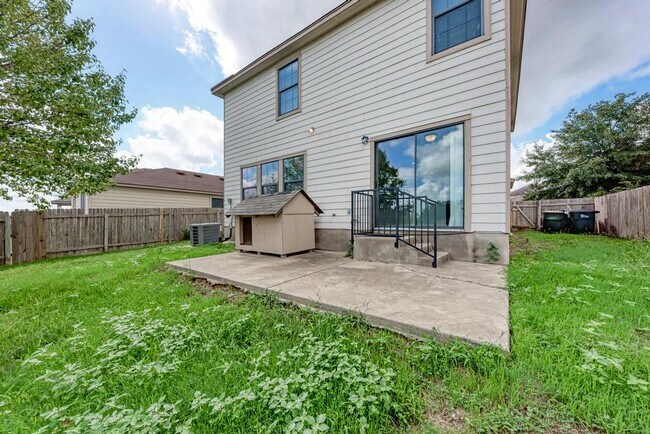 Building Photo - 530 Sheep Trail Dr