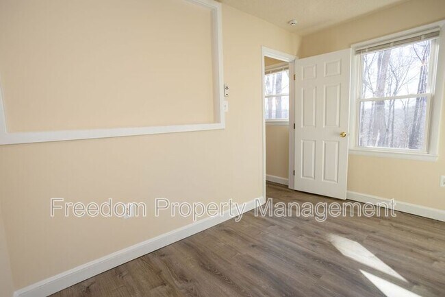 Building Photo - 11961 Mente Rd