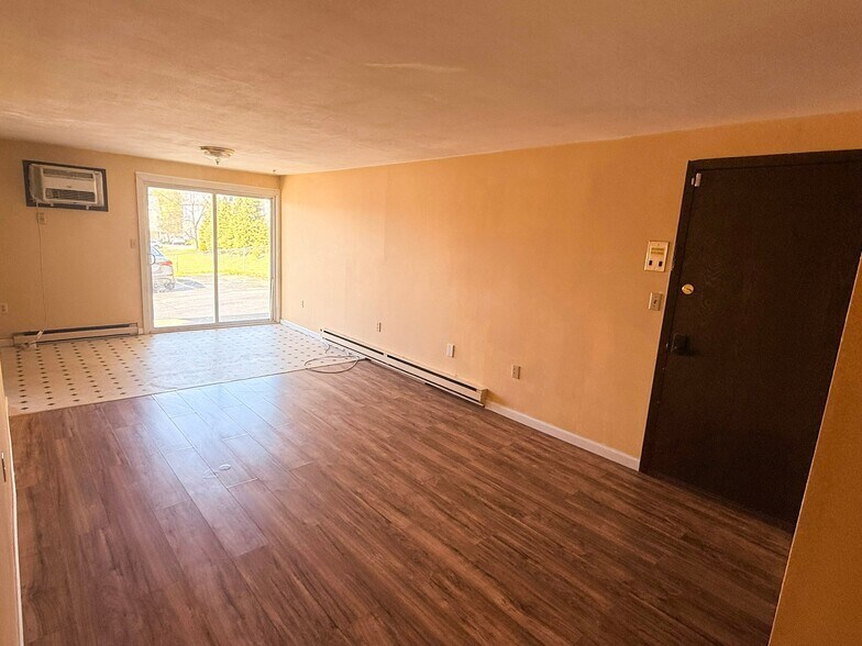 Building Photo - 7 Maria Manor