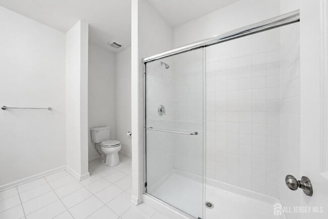 Building Photo - 133 Savoth Ln