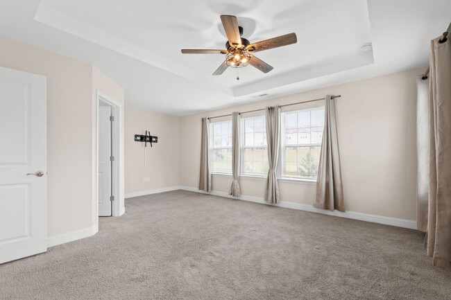 Building Photo - Spacious 3-Bedroom Townhome in Durham!