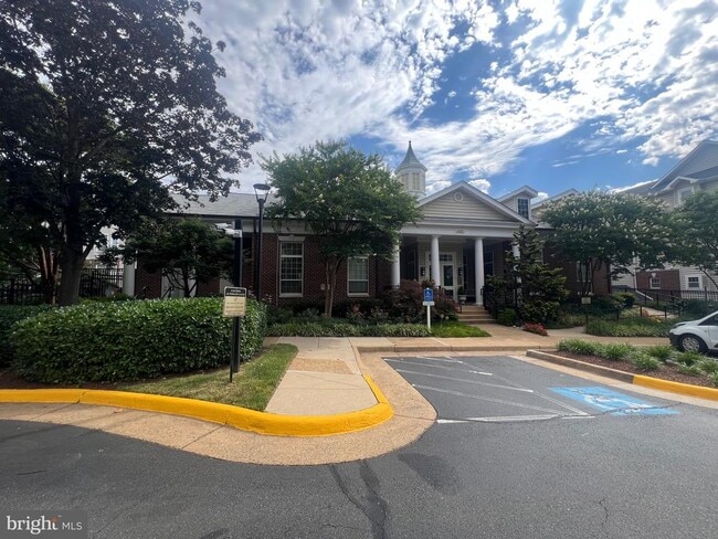 Building Photo - 1550 Spring Gate Dr.