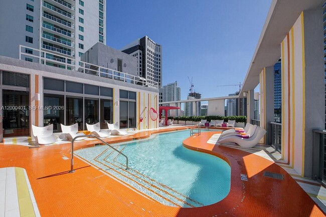 Building Photo - 31 SE 6th St