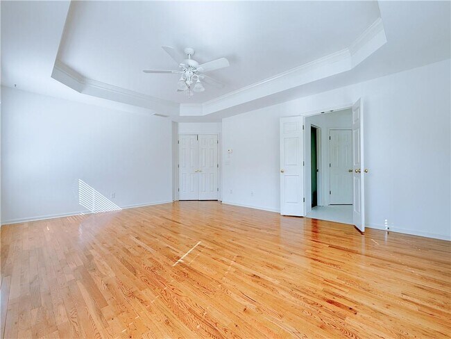 Building Photo - 3332 Drawbridge Terrace