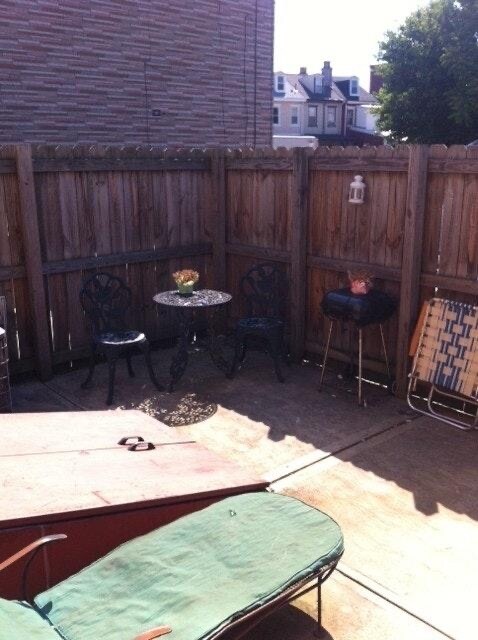 Building Photo - 154 Pearl St