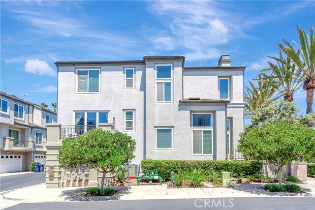 Building Photo - 19281 Surf Dr