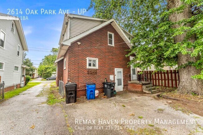 Building Photo - 2614 Oak Park Ave